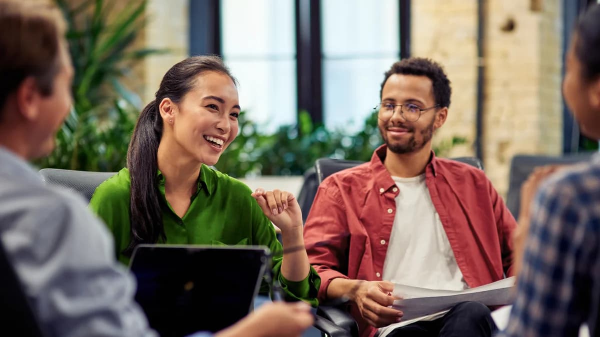 Descubre por qué, en el mundo de la IA, las «soft skills» te ayudarán a conseguir (y mantener) un trabajo