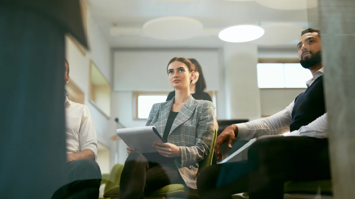 El futuro del trabajo: ¿Cuántos días y horas pasaremos por semana en la oficina?